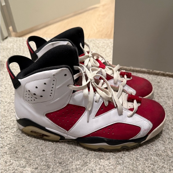 Jordan Carmine 6 Sneakers - Picture 4 of 5